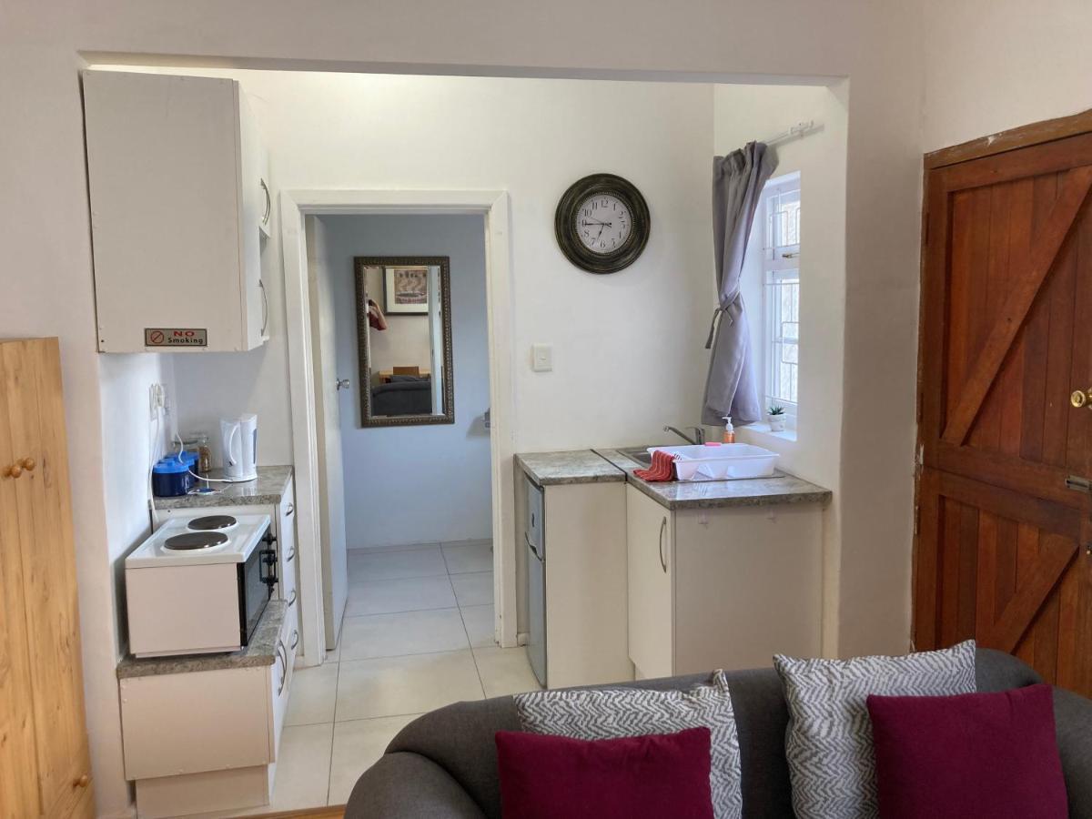 Hotel Kirknewton à Port Elizabeth Extérieur photo