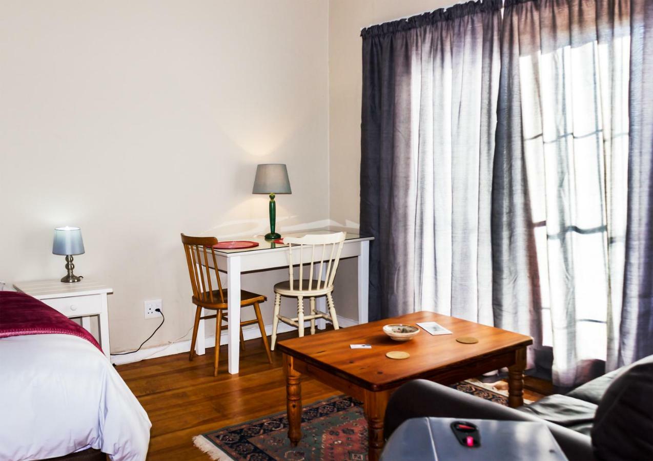 Hotel Kirknewton à Port Elizabeth Extérieur photo