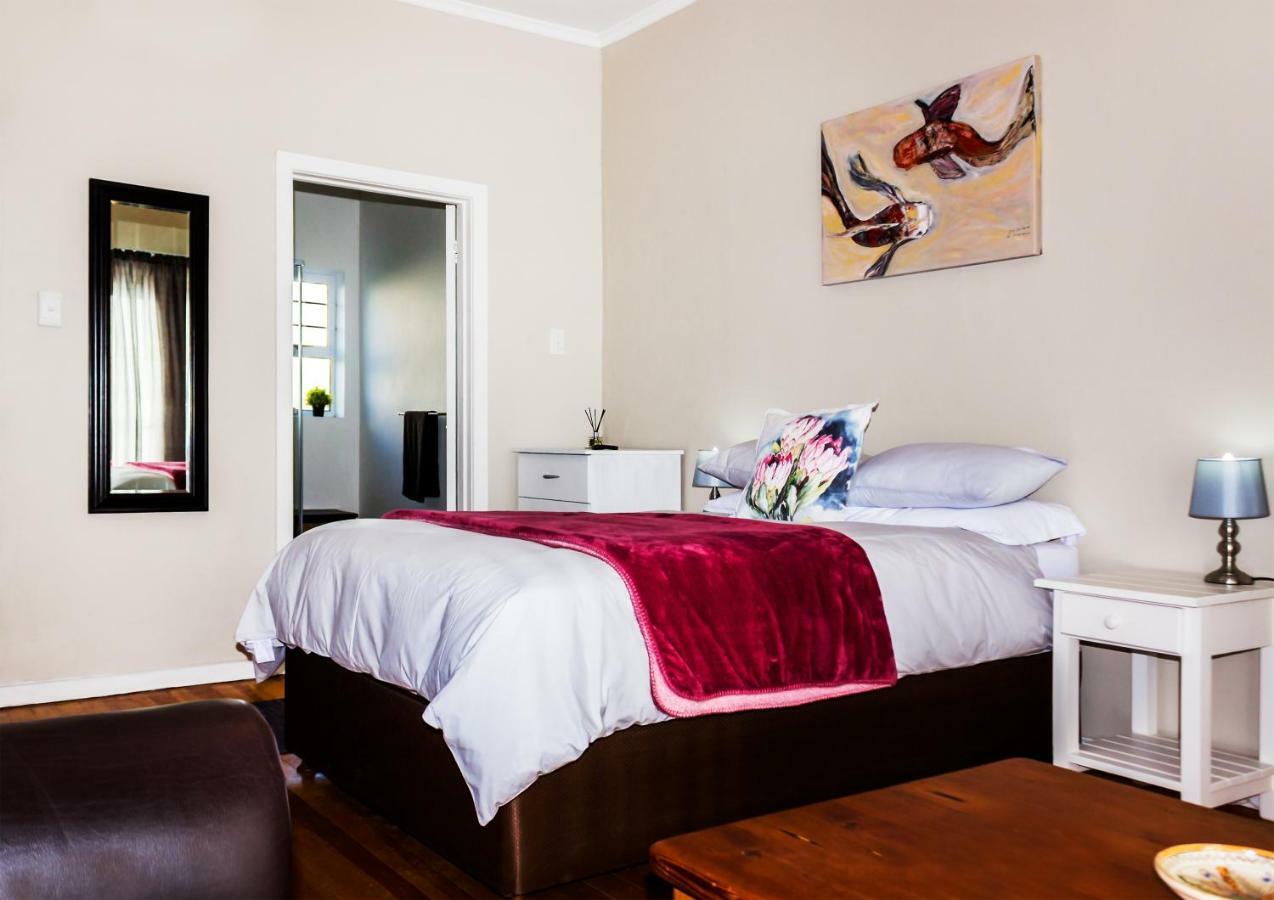 Hotel Kirknewton à Port Elizabeth Extérieur photo